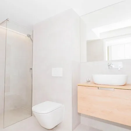 Ybh Atlantic Boutique Apartment