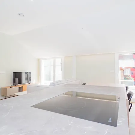 Ybh Atlantic Boutique *