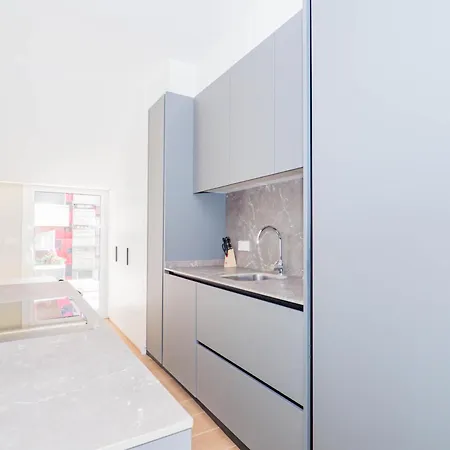Ybh Atlantic Boutique Apartment *